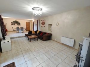 maison 8 pièces en location sur Réalmont (81120)