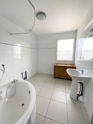 appartement 5 pièces en location sur Réalmont (81120)