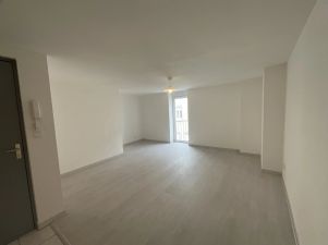 appartement 3 pièces en location sur Réalmont (81120)