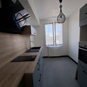 maison 8 pièces en vente sur Réalmont (81120)